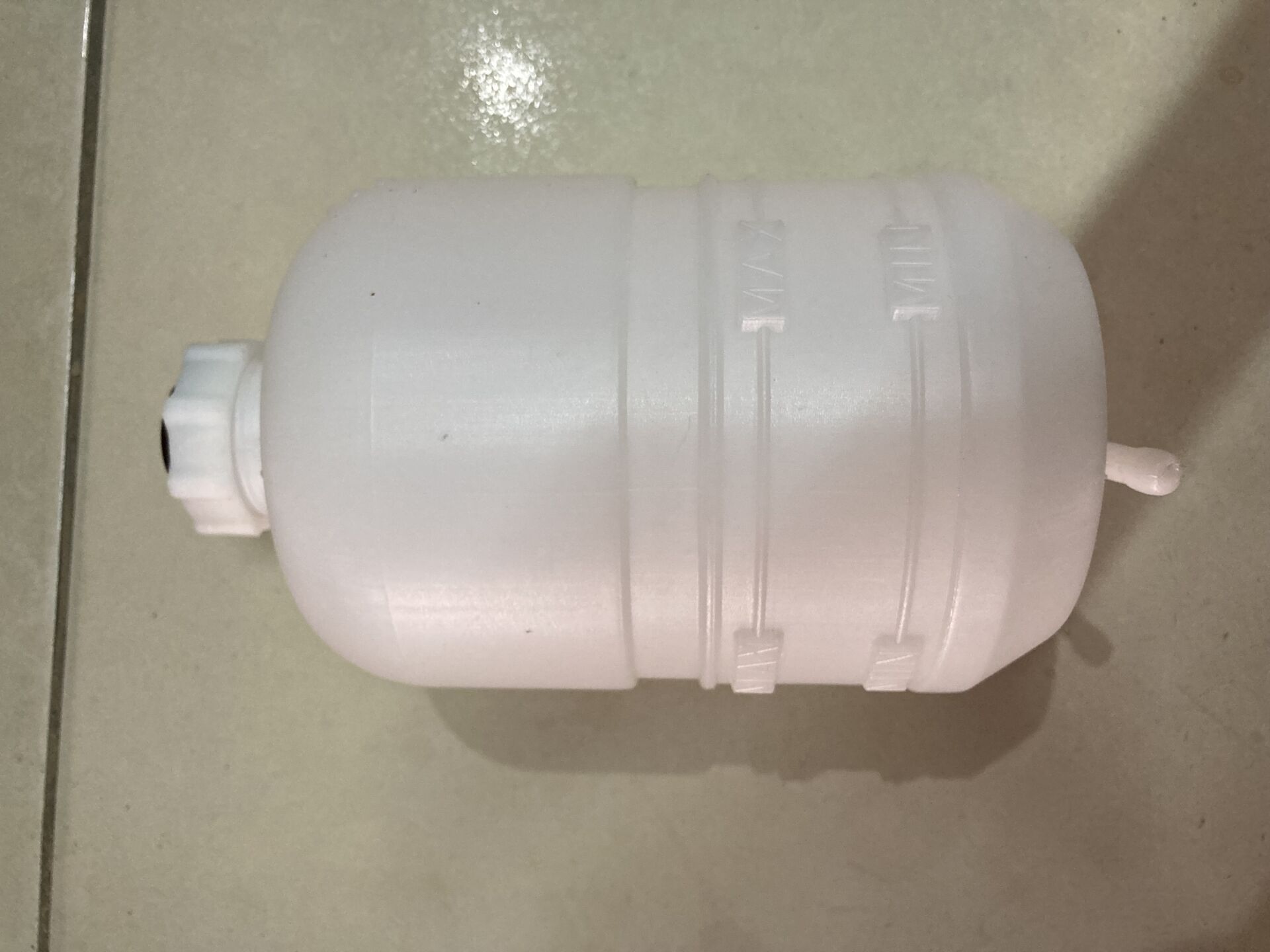 RENAULT 12-R12-TOROS -R9- RENAULT 9-BROADWAY GENŞLEŞME KAVANOZU (YEDEK SU DEPOSU)